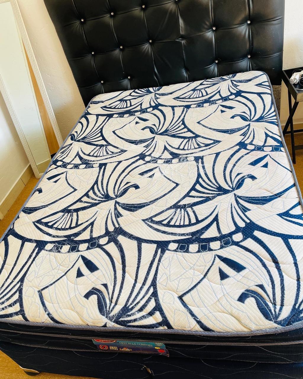 After - Professional mattress cleaning and sanitization